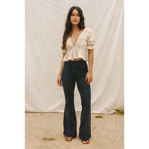 Free People WE THE FREE Black Flare Boot Cut Jeans Pants   Women's Size 27